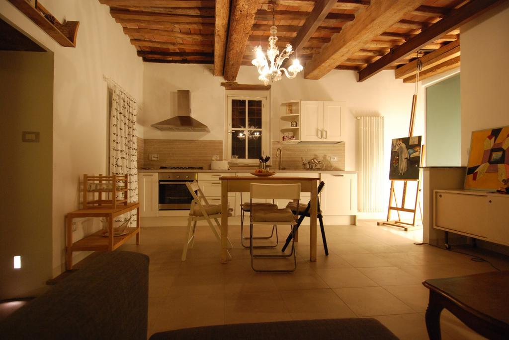 S. Agostino Fronte Mura Lucques Extérieur photo