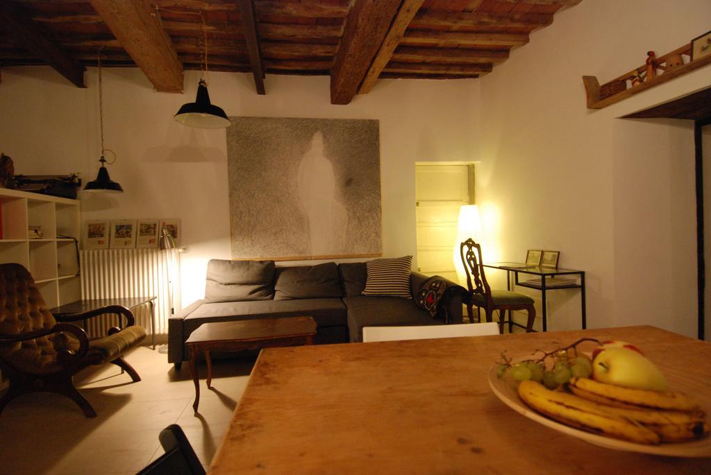 S. Agostino Fronte Mura Lucques Extérieur photo