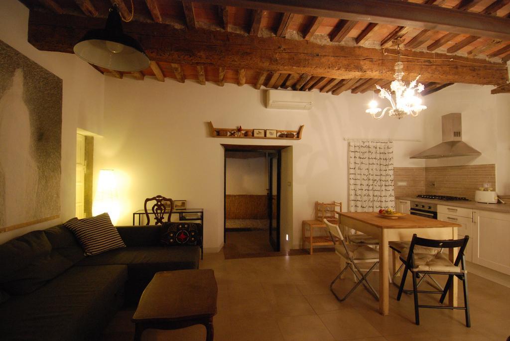 S. Agostino Fronte Mura Lucques Extérieur photo